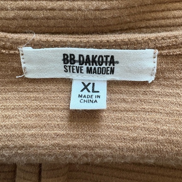 BB Dakota Ribbed Corset-Seamed Top | Size XL - Picture 8 of 9